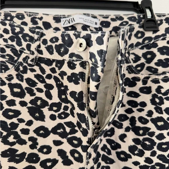 Zara Leopard Print Wide Leg Denim Pants Size 8 - Picture 2 of 6